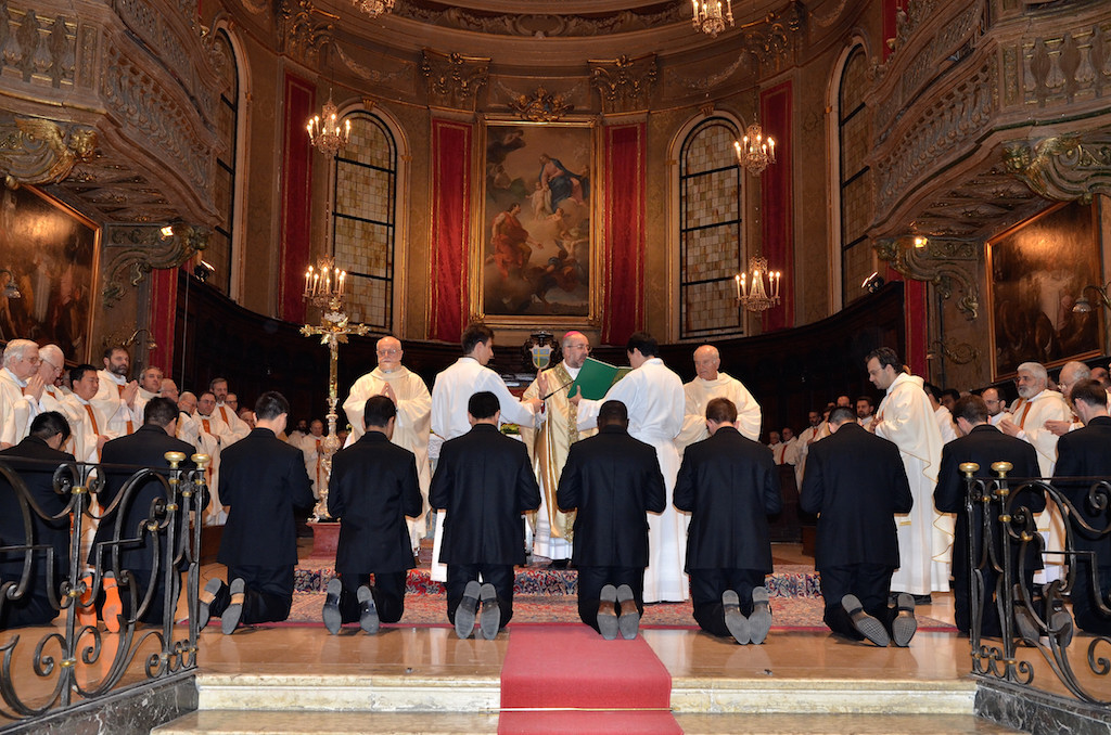 Ammessi agli ordini sacri 10 seminaristi del «Redemptoris Mater» di Macerata