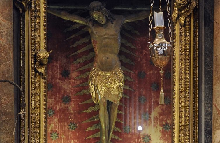 Venerdì Santo: la “Via Crucis” dei cappellani
