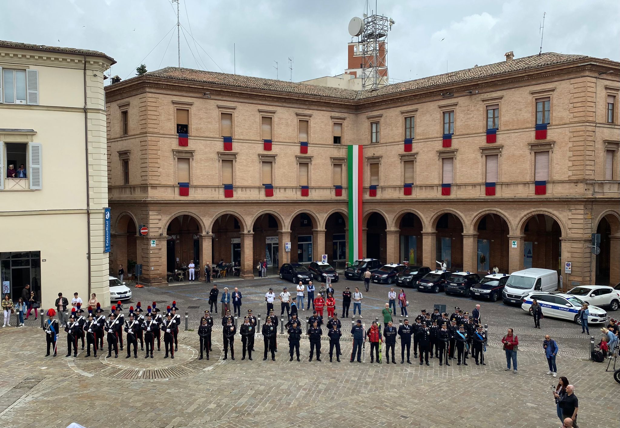 Macerata celebra il 209° anniversario della fondazione dell’Arma dei Carabarinieri